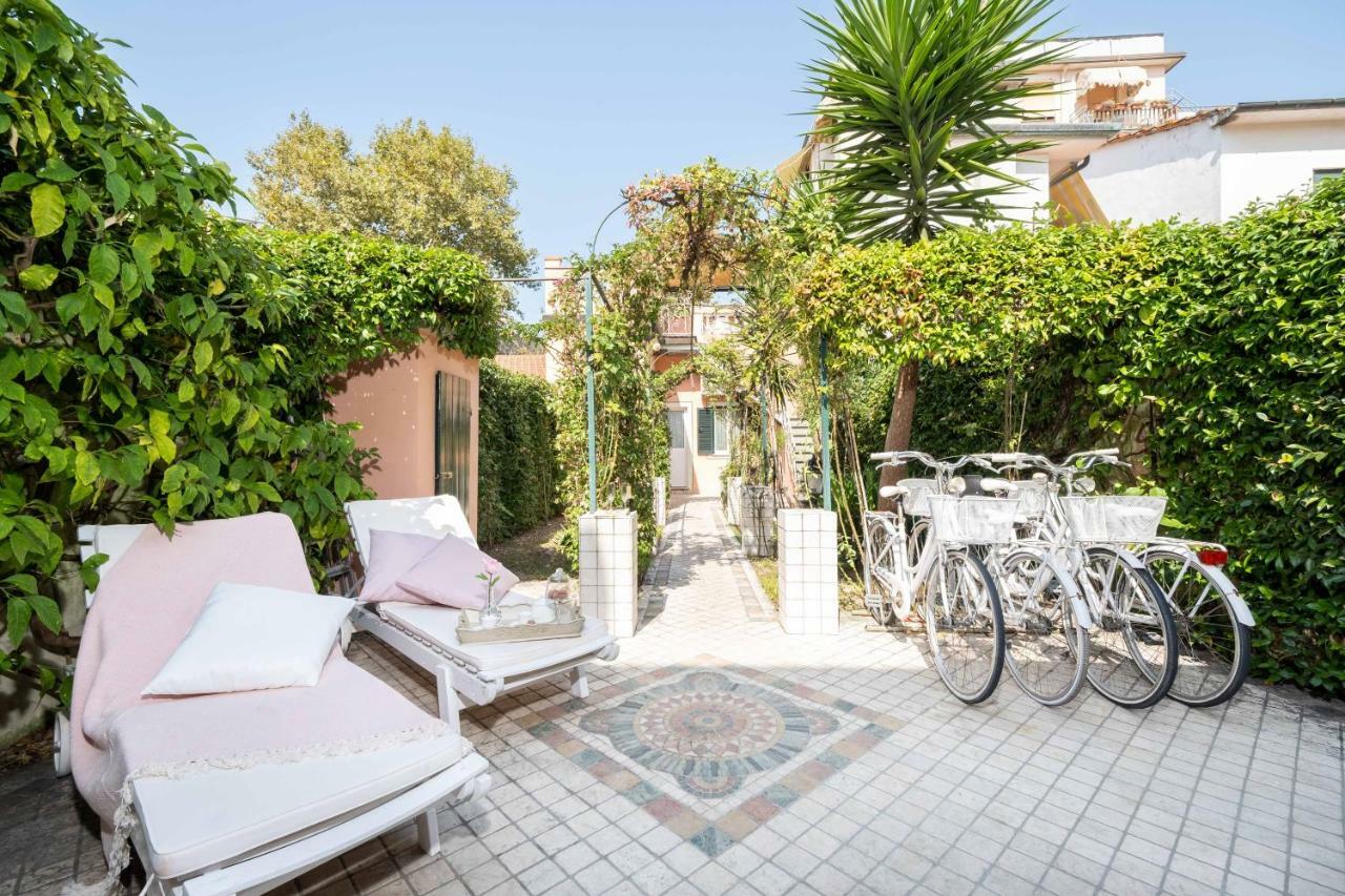 Villino Lola * Viareggio